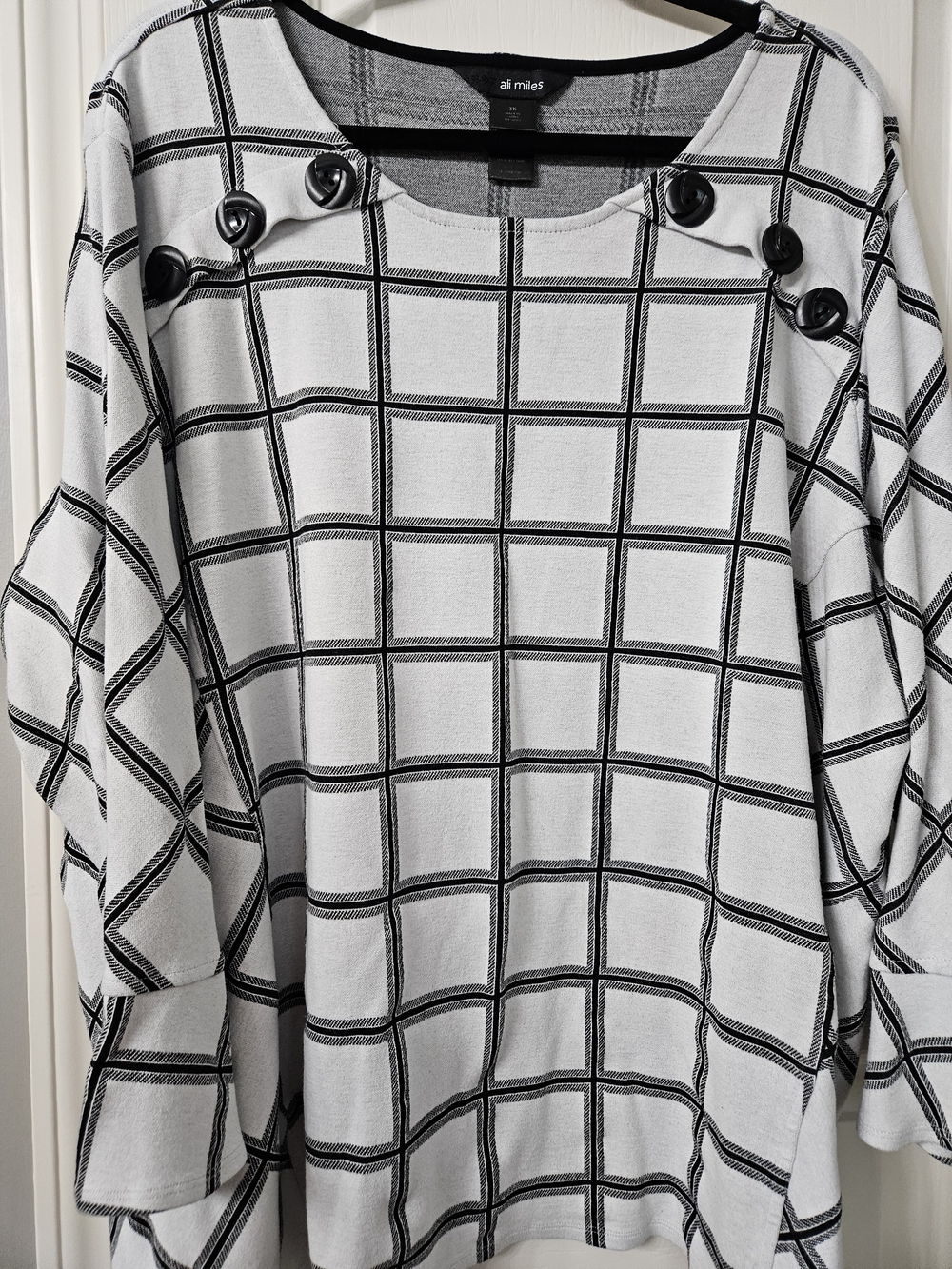 Ali Miles White and Black Windowpane Button-Accent tunic
